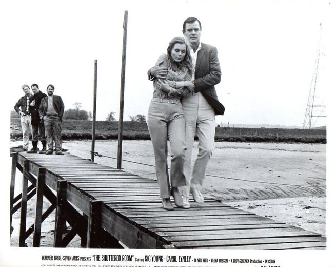 Gig Young, Carol Lynley