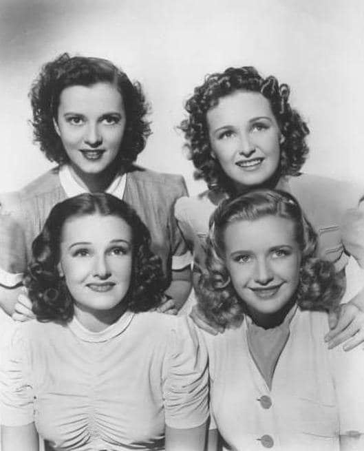 Gale Page, Rosemary Lane, Lola Lane, Priscilla Lane