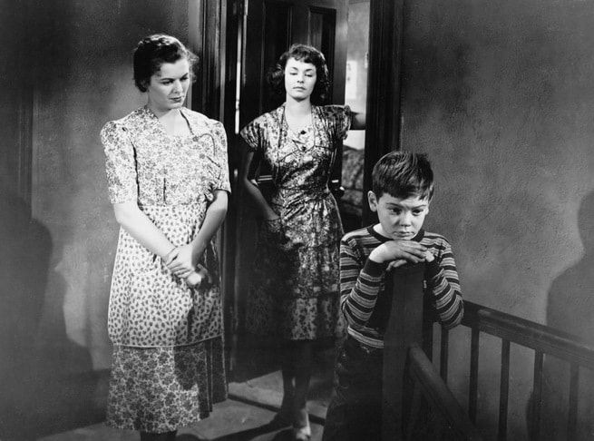 Ruth Roman, Barbara Hale, Bobby Driscoll