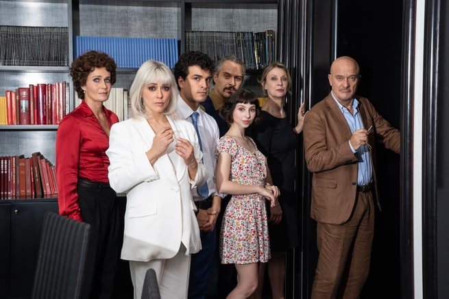 Lucia Mascino, Valentina Lodovini, Leo Gassmann, Claudio Santamaria, Ludovica Francesconi, Claudio Bisio, Margherita Buy