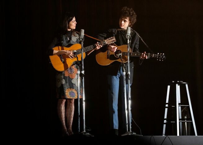 Monica Barbaro, Timothée Chalamet